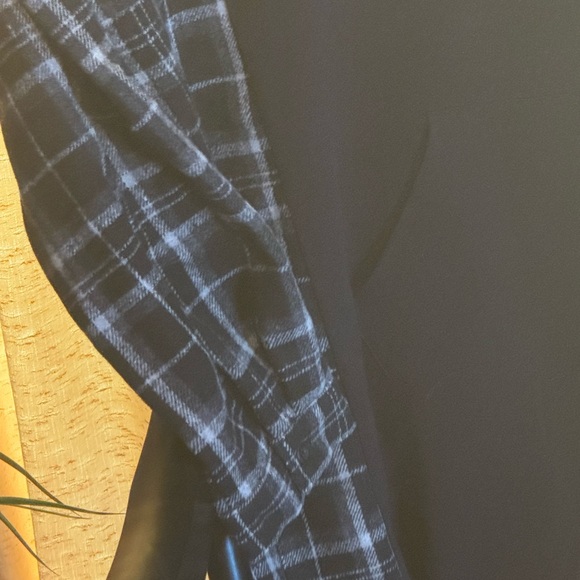 Black Women's Hoodie Sweater - Picture 5 of 7